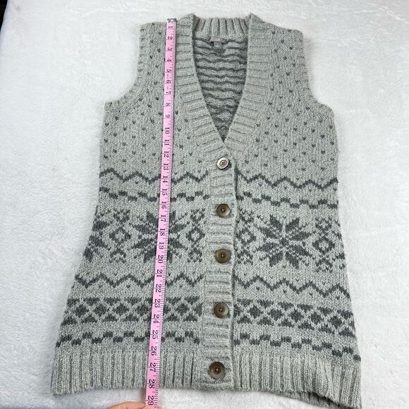 J.Jill Women's size Small Button up cardigan Vest Gray Snowflake - Picture 5 of 7